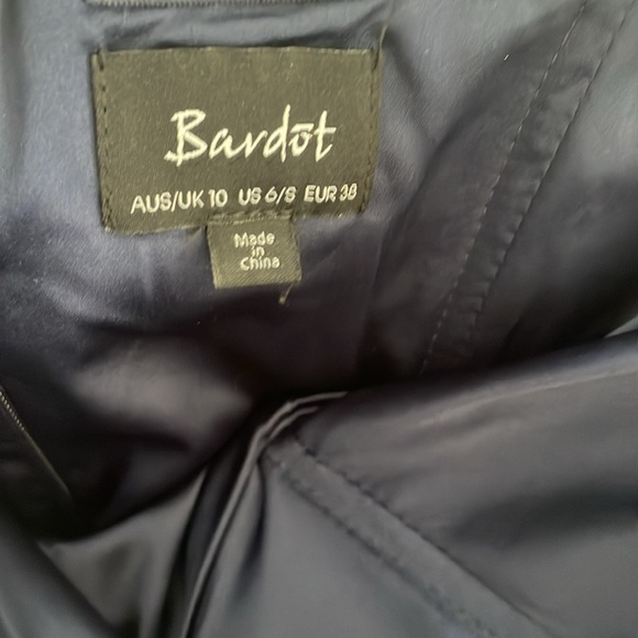 BARDOT Revolve FLORAL Casey OFF THE SHOULDER Ruffle Sleeve Dress Womens Sz 6/M - Picture 10 of 11